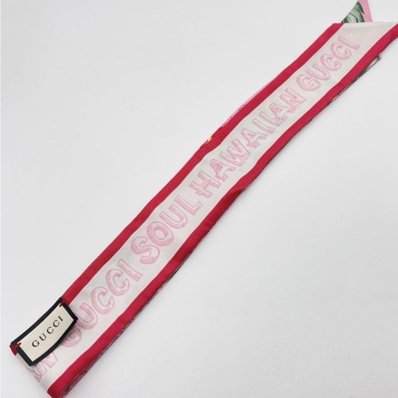 Gucci 🎄Hawaii Floral Pink and Green Women's Twilly comes with box - Picture 2 of 4